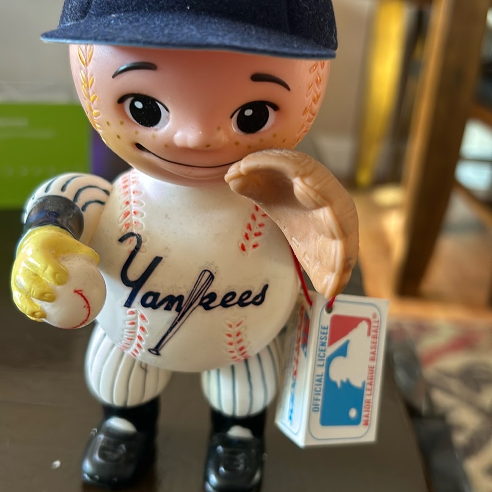 Yankee lover!!! 1986 sports kids